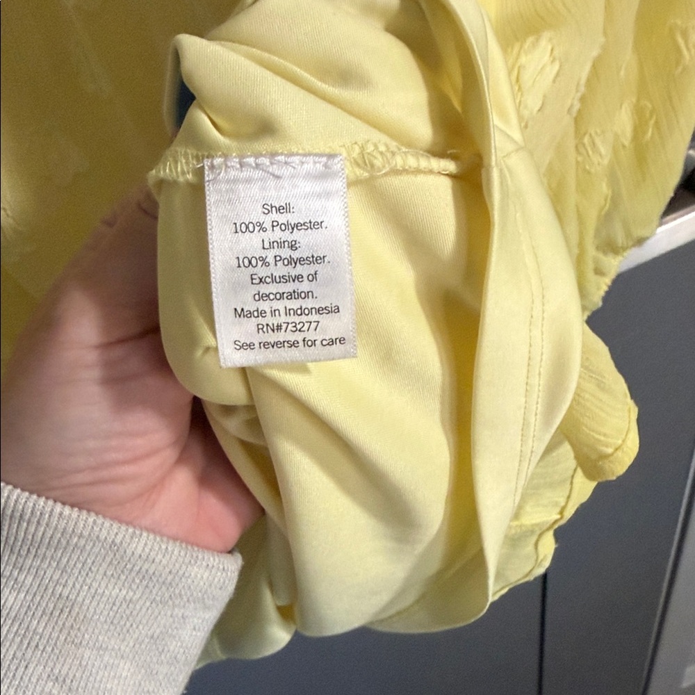 LC Lauren Conrad Yellow Blouse - Picture 4 of 5